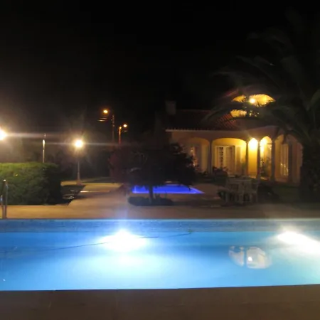 Passadicos Alojamentos & Jacuzzi 度假居