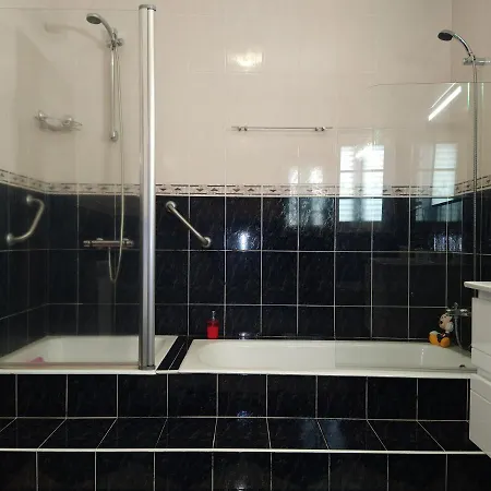 Passadicos Alojamentos & Jacuzzi * 阿鲁卡