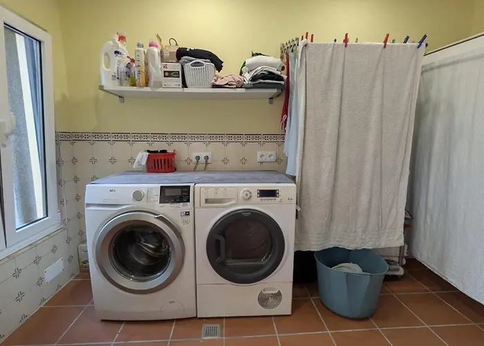 Passadicos Alojamentos & Jacuzzi - *